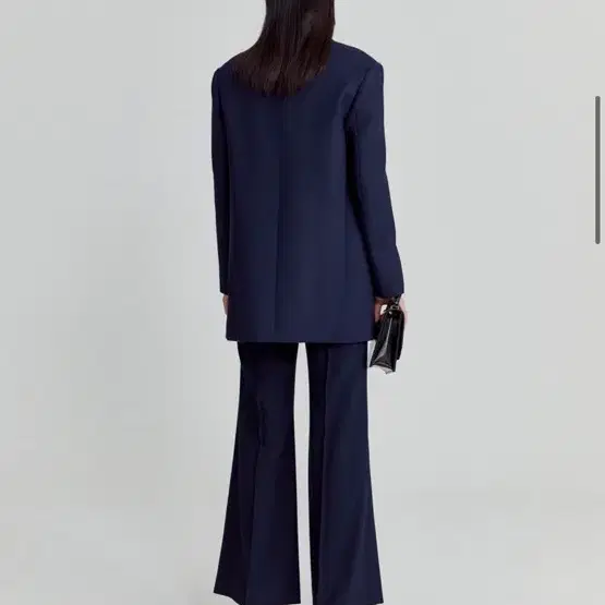 RECTO FLARED TROUSERS (NAVY) 렉토 플레어 트라우저