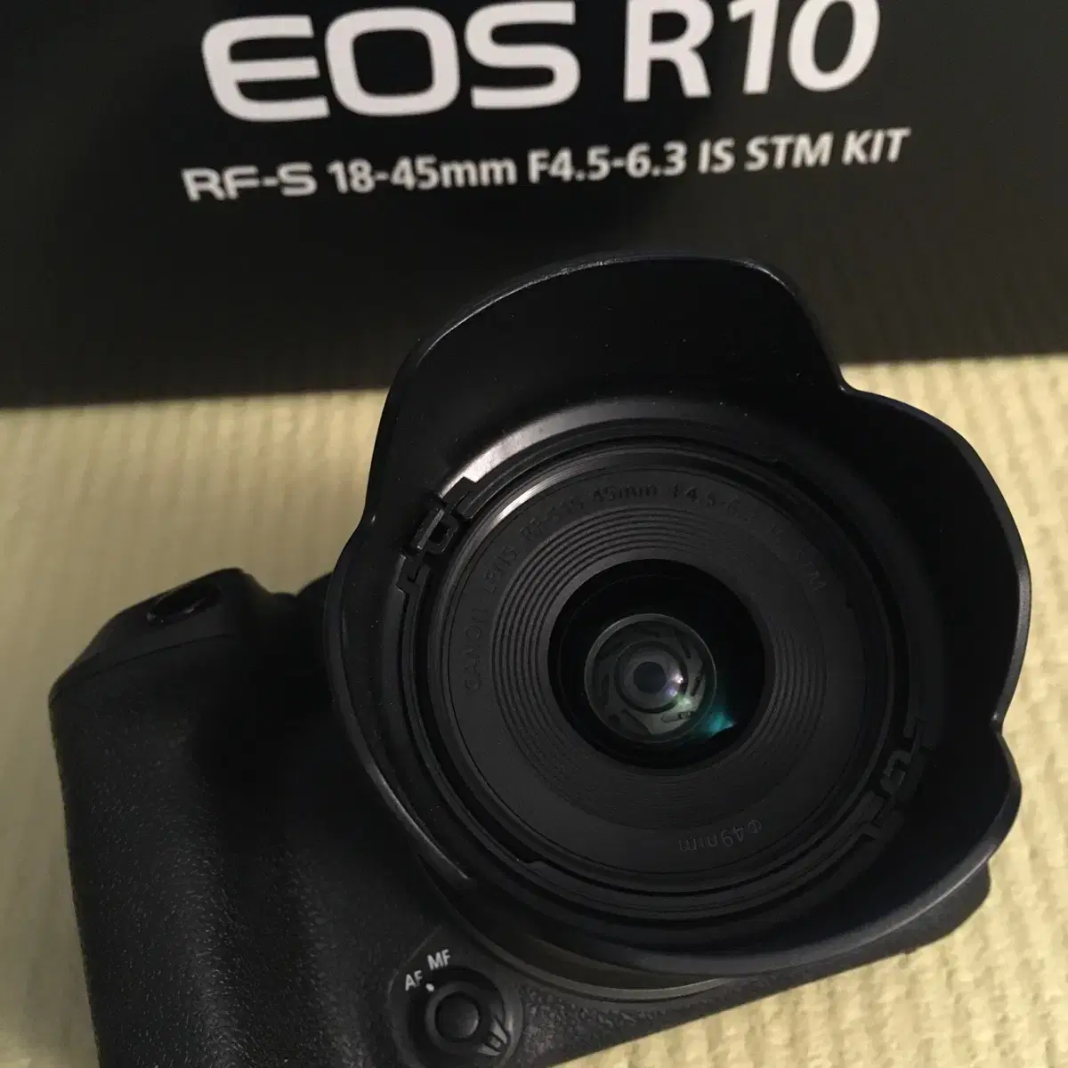 캐논 R10 + RF-S 18-45 STM 번들렌즈 킷