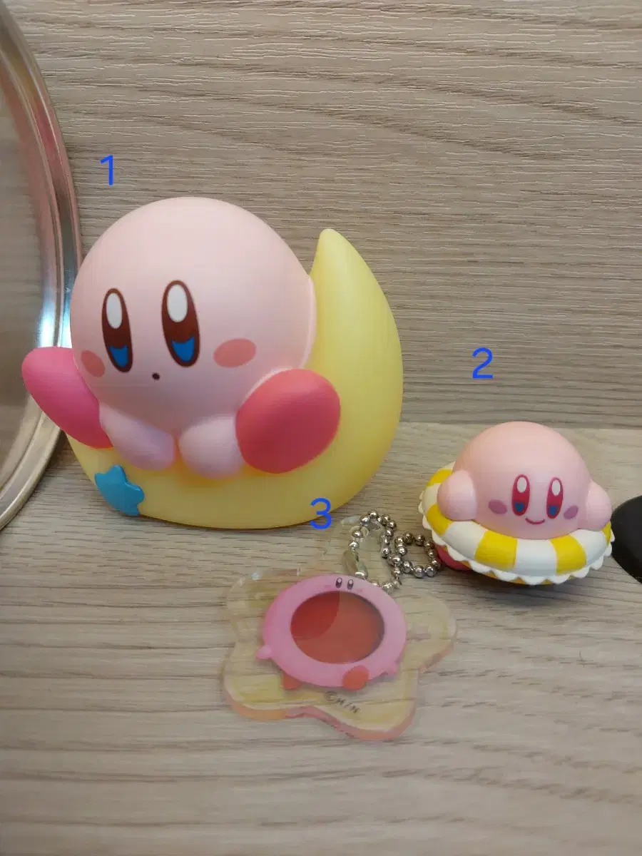 Source) Kirby figurine, keyring for sale