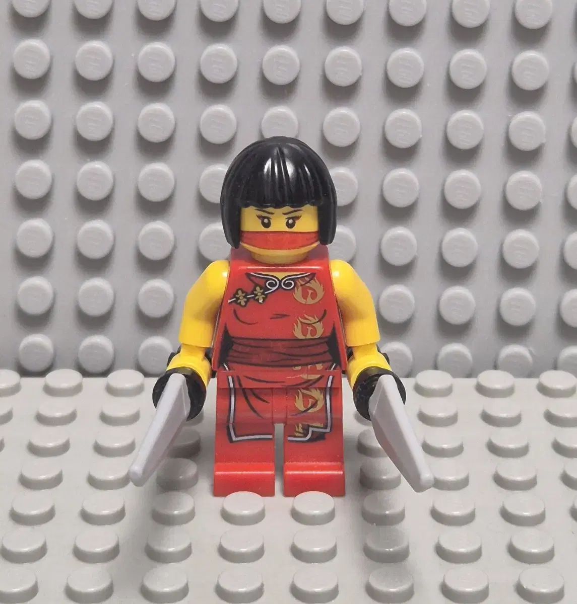 [LEGO] NINJAGO Niya Minifigure 2505 2507 with Weapon