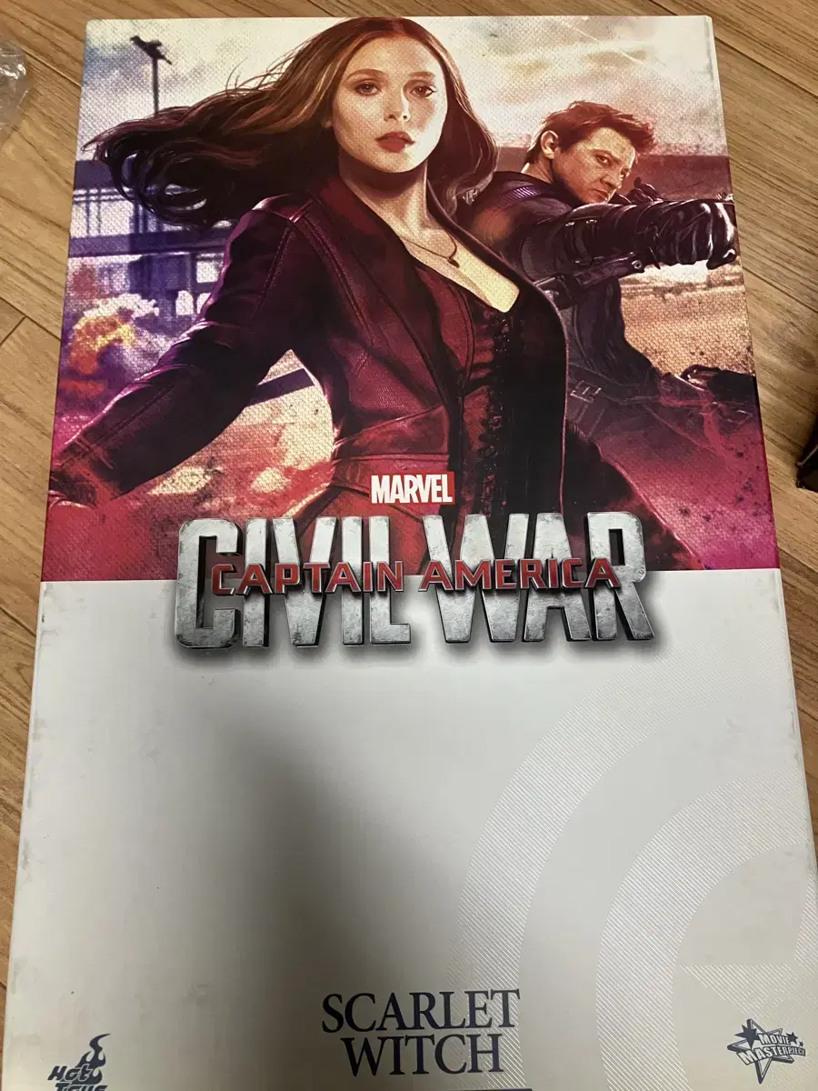 [Collectible] Hot Toys Marvel Avengers Scarlet Witch Sybil Warrior