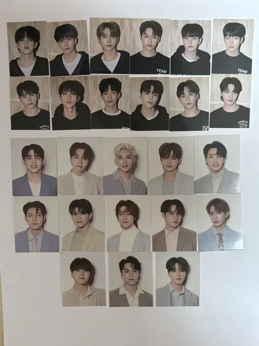 Seventeen ID card set, in-complete hoodie, sell more