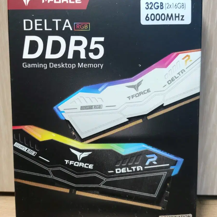 팀그룹 T-Force DDR5-6000 32GB(16GB*2) 화이트