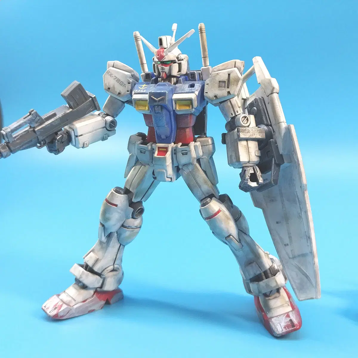 HG GP01 제피랜더스 웨더링 반다이 건담 건프라 프라모델 0083