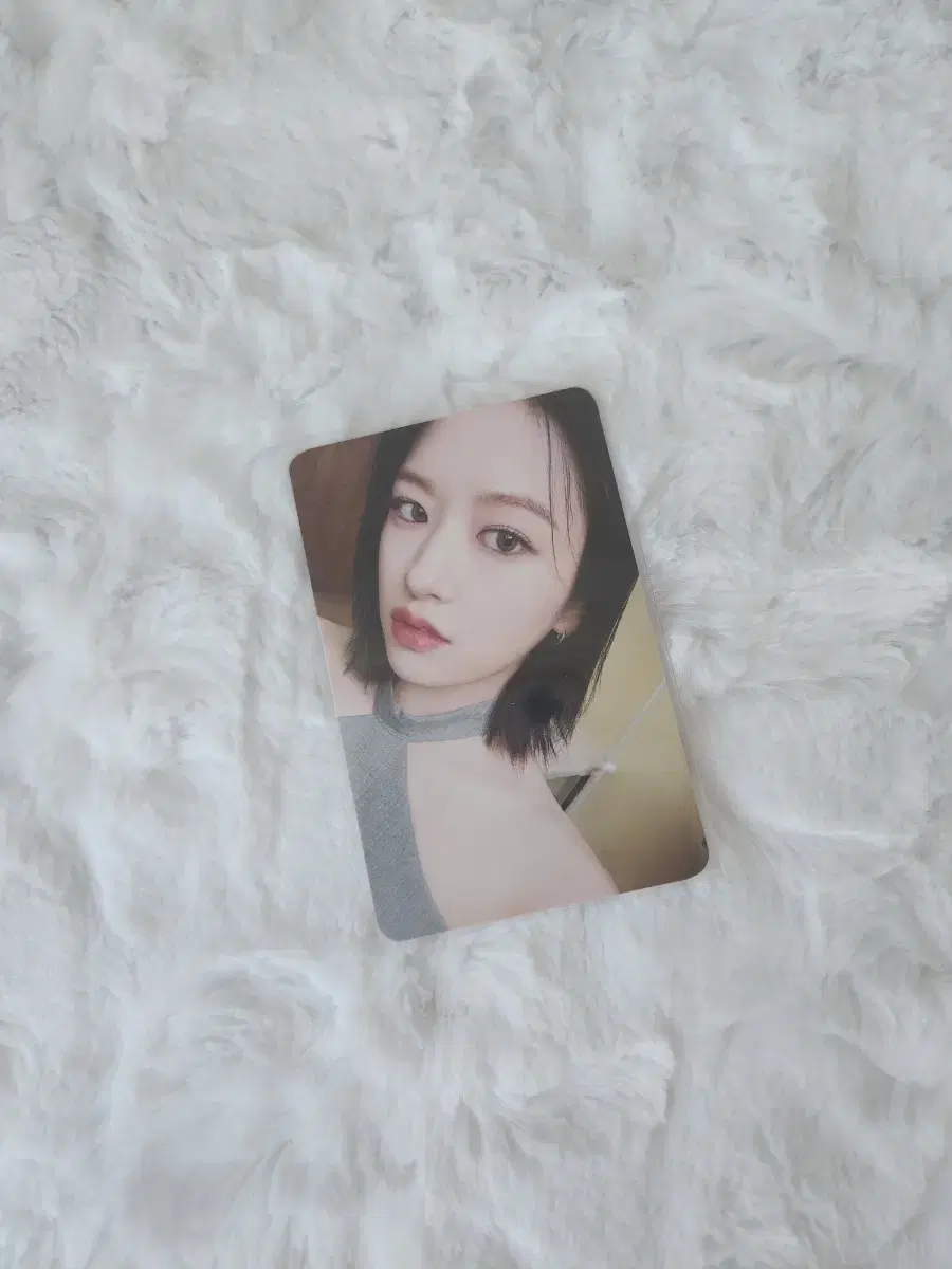 ive ahn yujin clio photocard sells