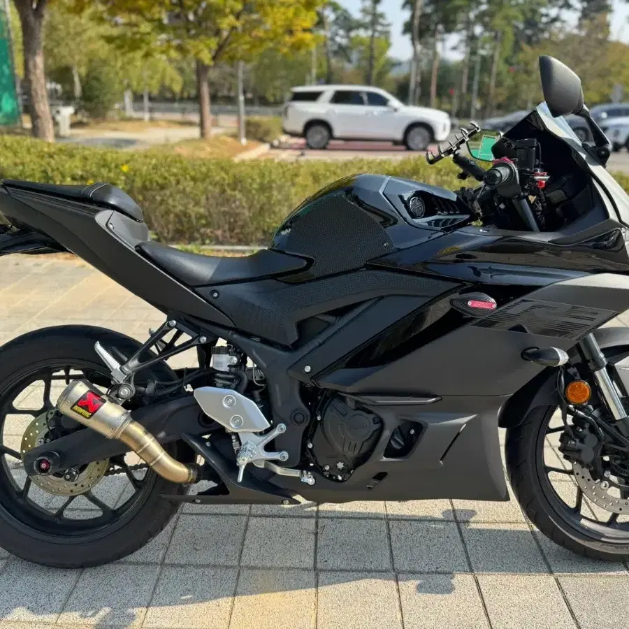 야마하 yzf r3 20년식 멧블랙 짧은키로수 팝니다