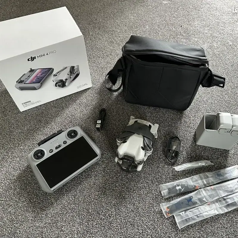 DJI MINI 4 PRO 플라이 모어 콤보 풀박스 + HardCase