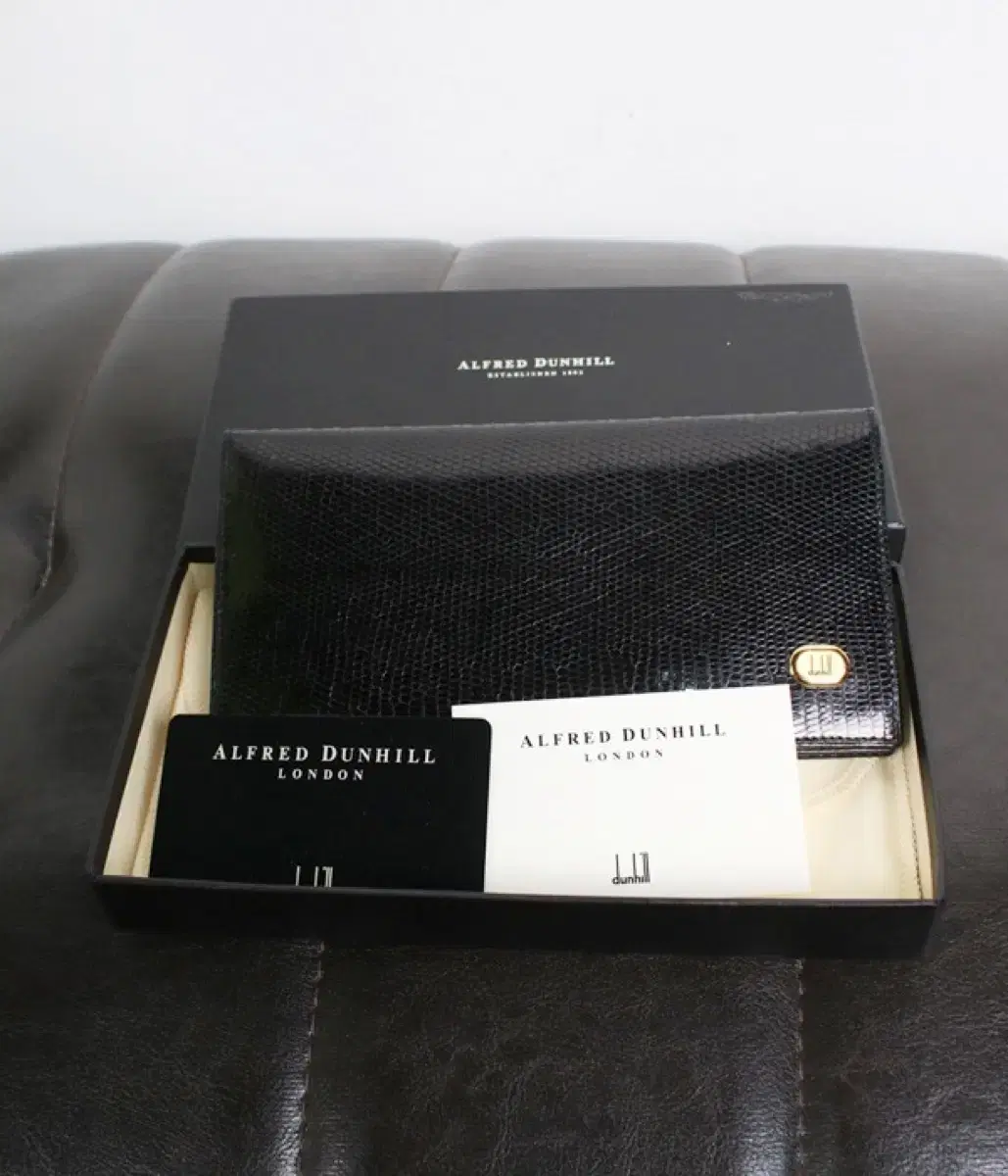 (새상품)ALFRED DUNHILL 장지갑