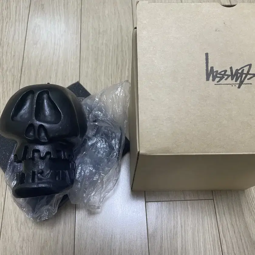 STUSSY | 스투시 Stussy Skull Candle #스투시 on Bunjang