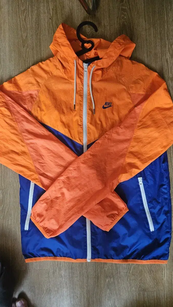 Nike Summer SuperRunner Windbreaker