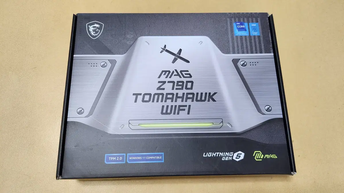 MSI MAG Z790 TOMAHAWK WIFI DDR5