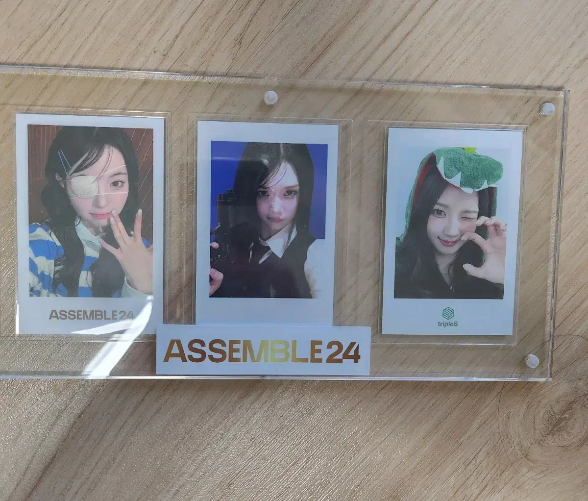 Triples photocard in bulk