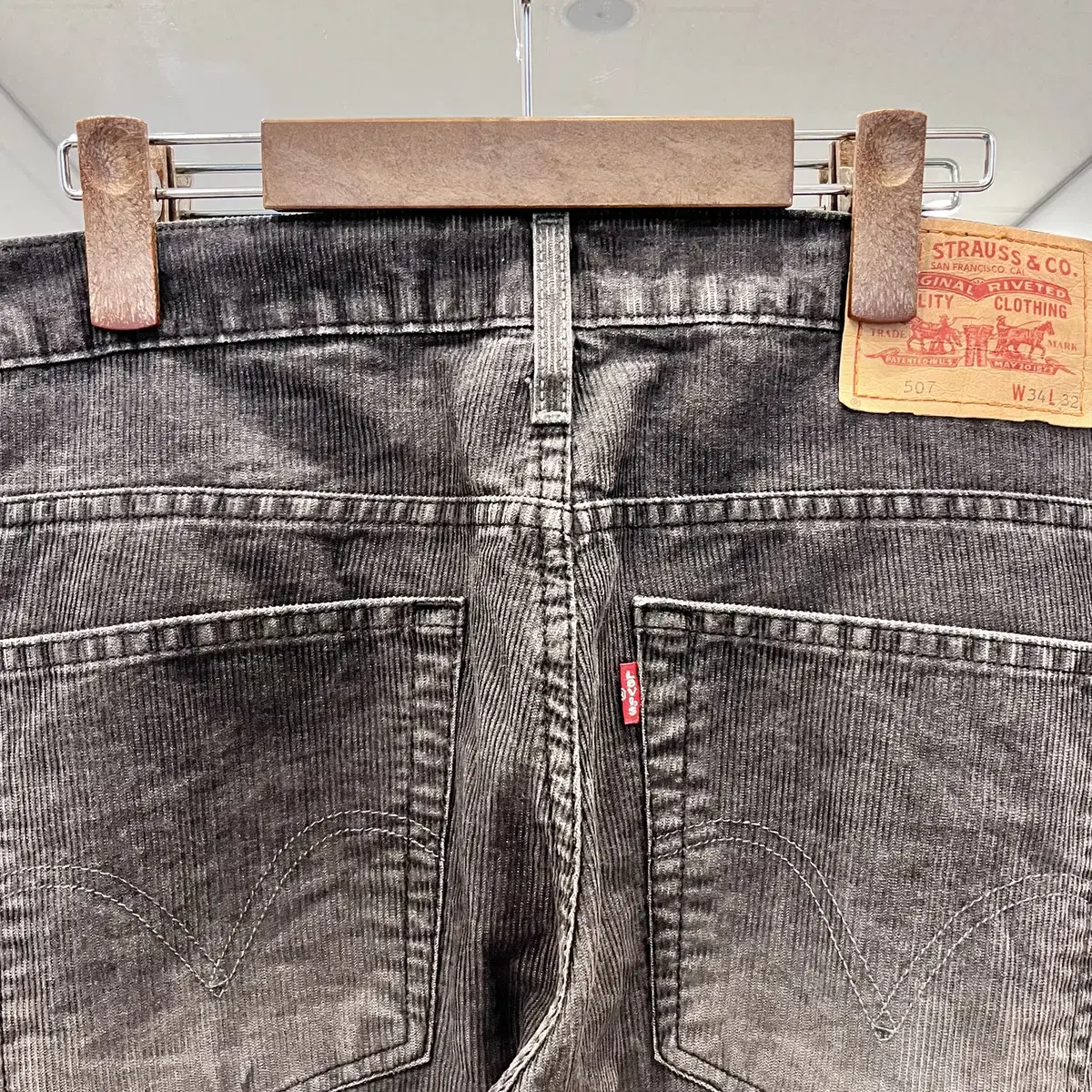 Levis 리바이스 507 코듀로이 팬츠 (35inch)