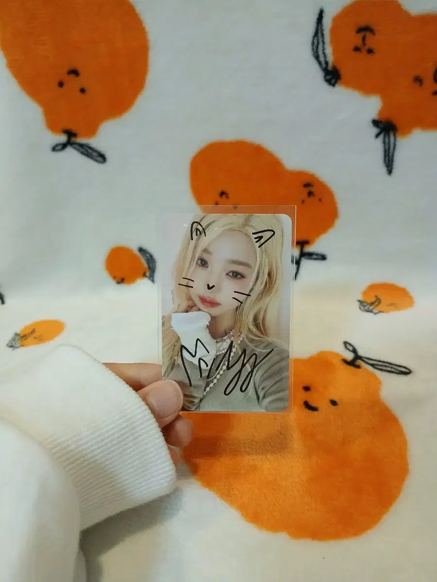 Wonyoung Main sign photocard sell it to me