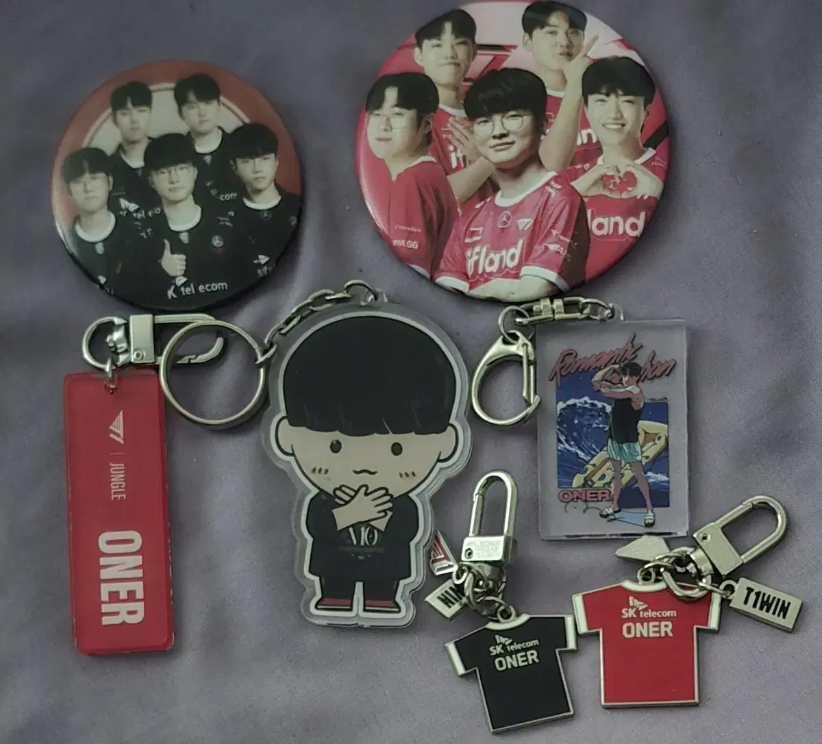 T1 Pinbutton keyring WTS