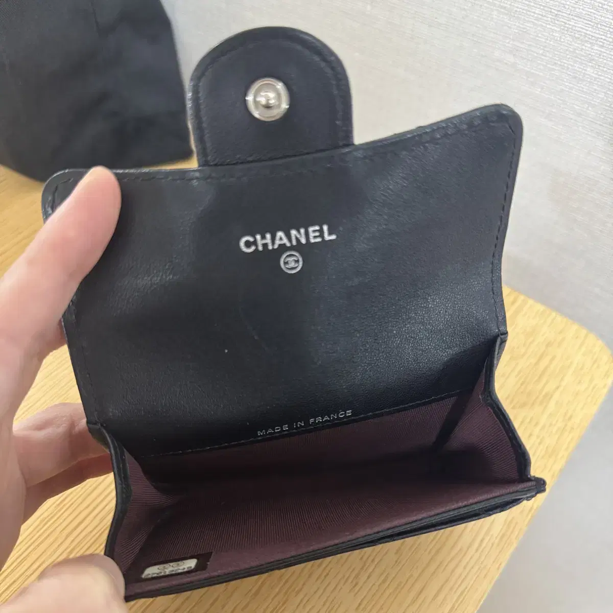 chanel 샤넬 클래식 스몰 플랩 실버3단 카드 동전 지갑 aaa급