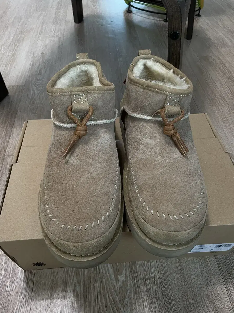 어그 울트라 미니 리제너레이트 UGG ultra mini (us 9)