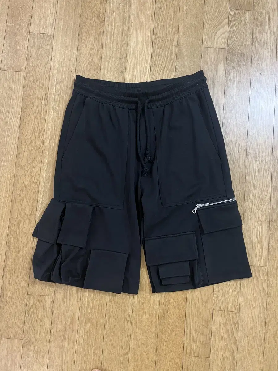 Driss vahn Norton Pocket Cargo Shorts