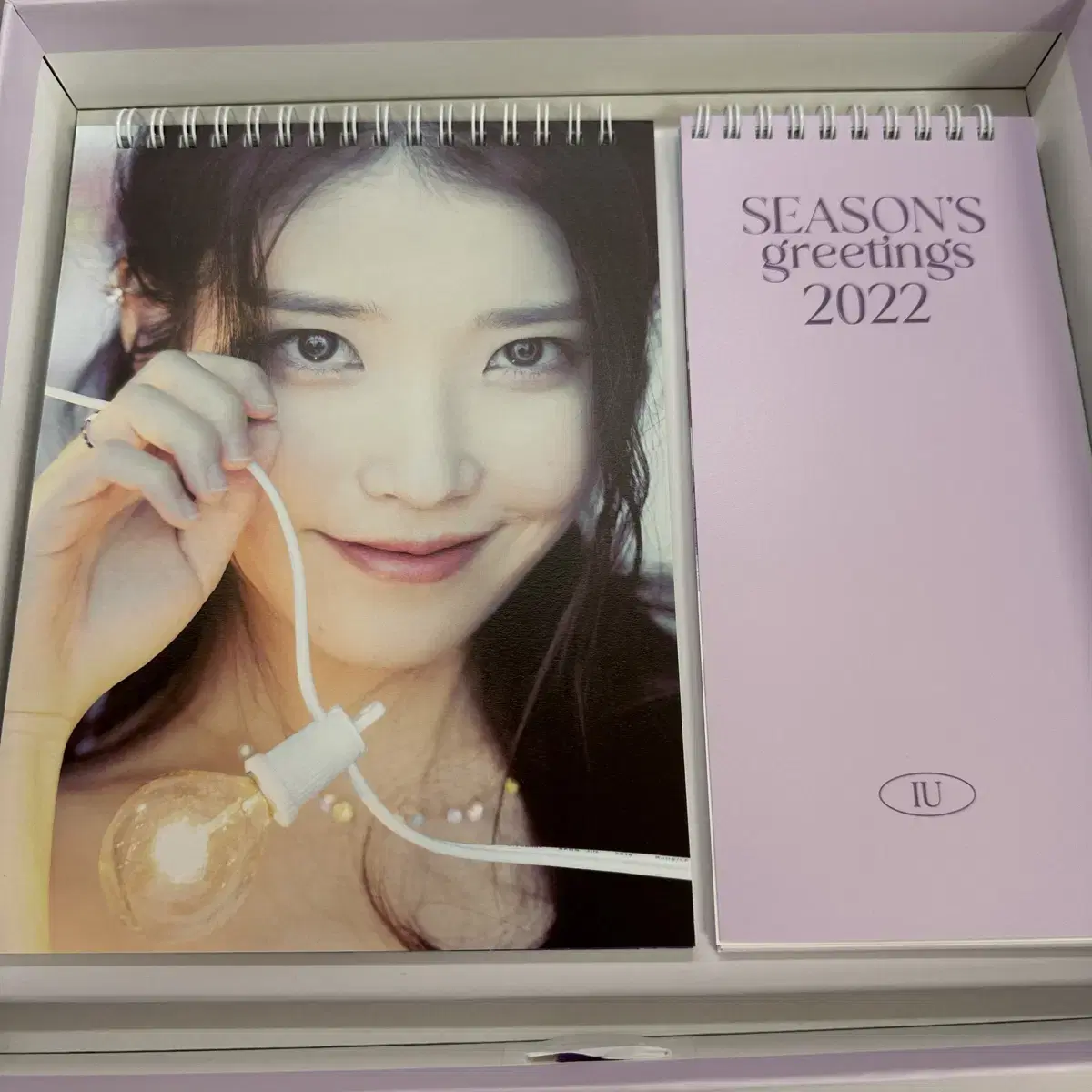 IU 2022 season's greetings Post Calendar