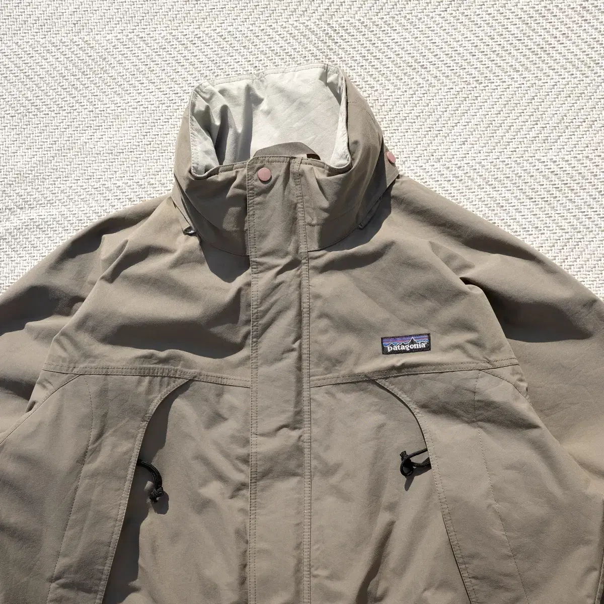 01 patagonia liquid sky jacket