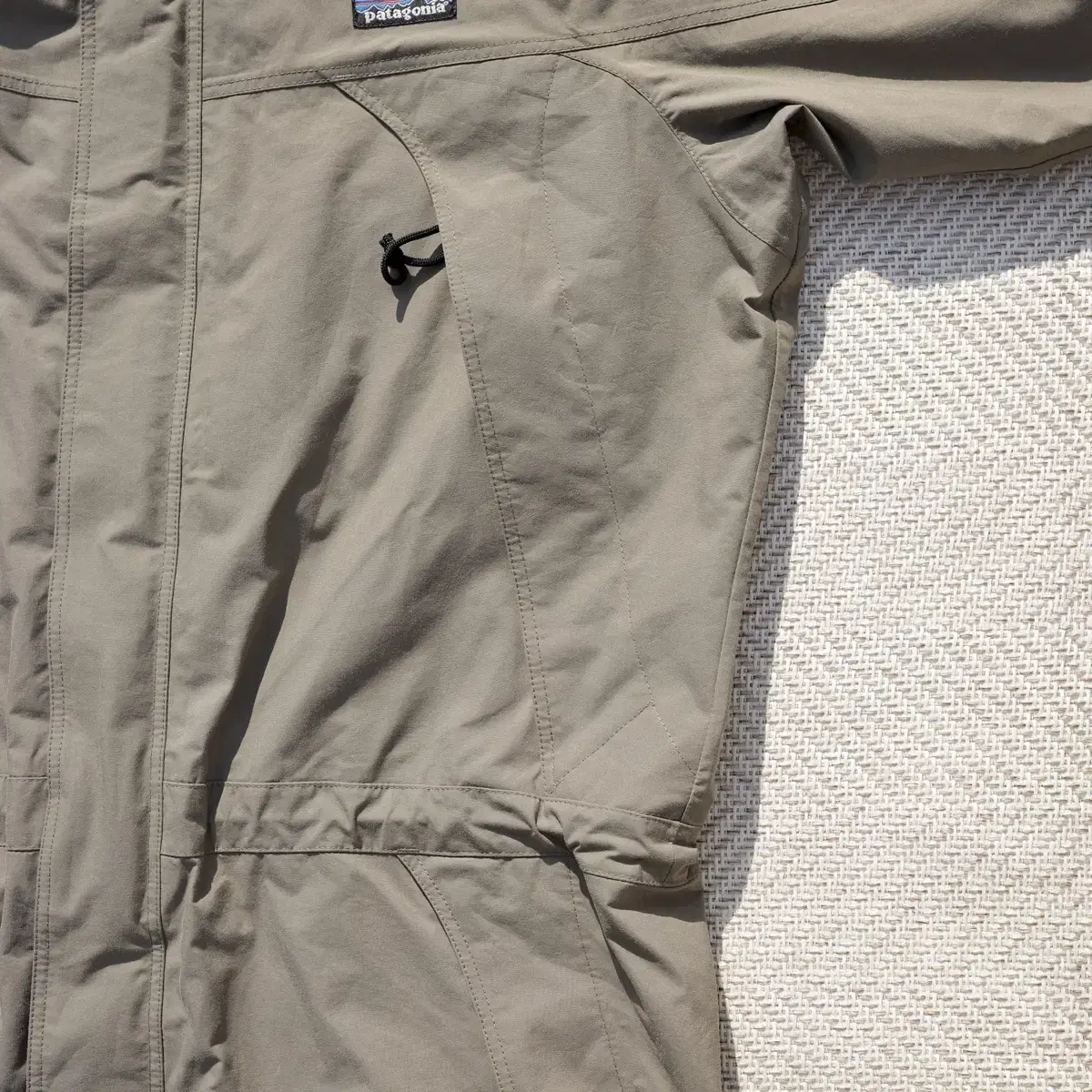 01 patagonia liquid sky jacket