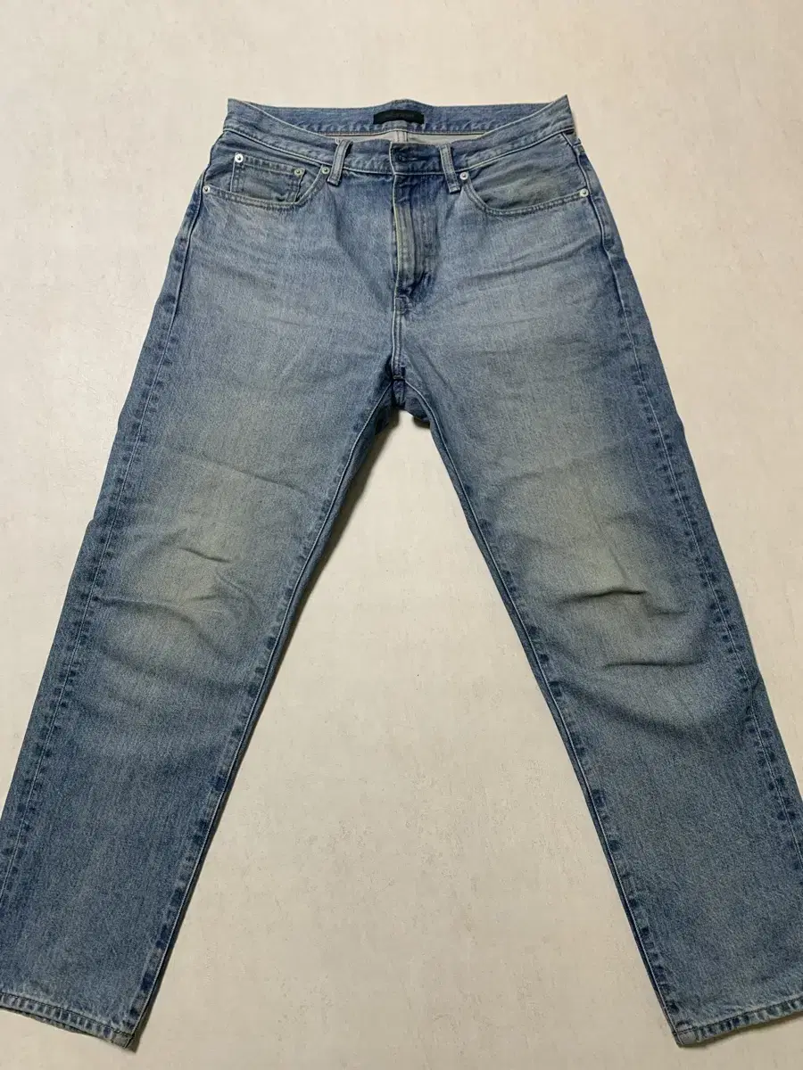 Uniqlo Regular Jean