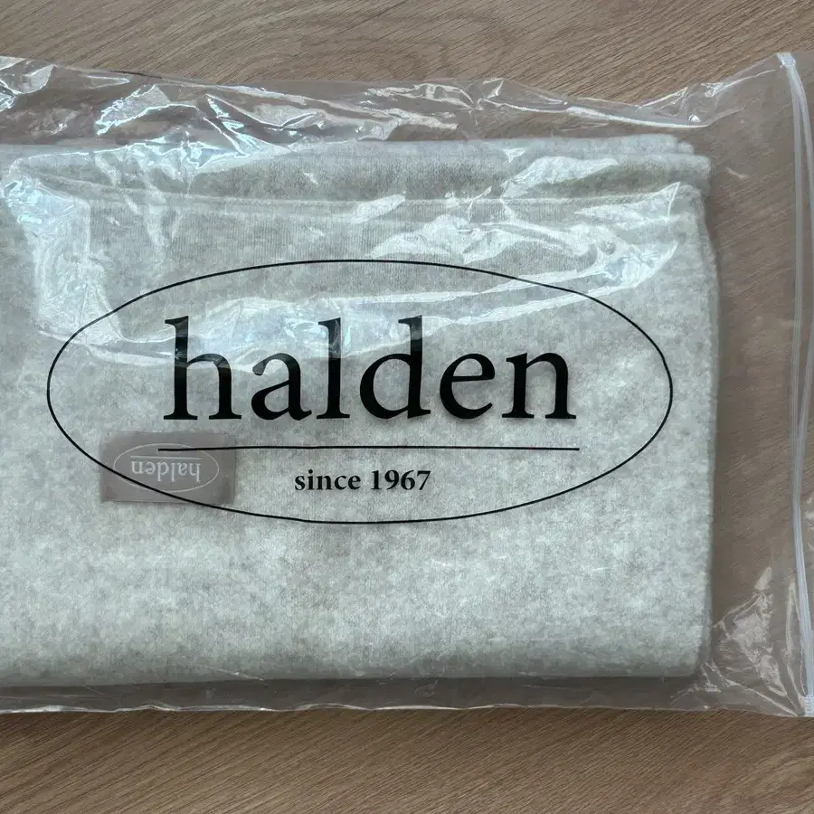 [새상품] halden 할렌 목도리 베이지 컬러