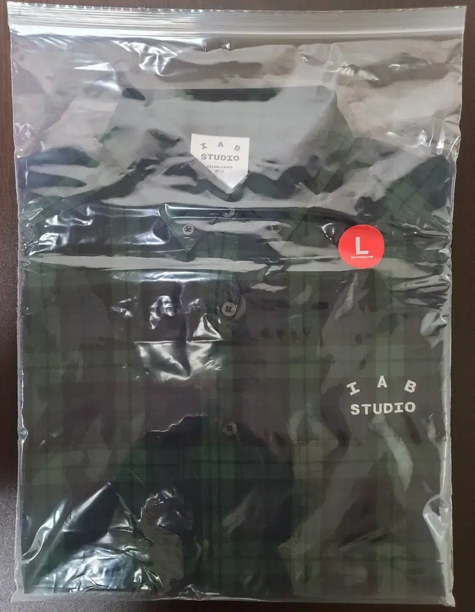 iApp Studio Blackwatch Tartan Shirt L