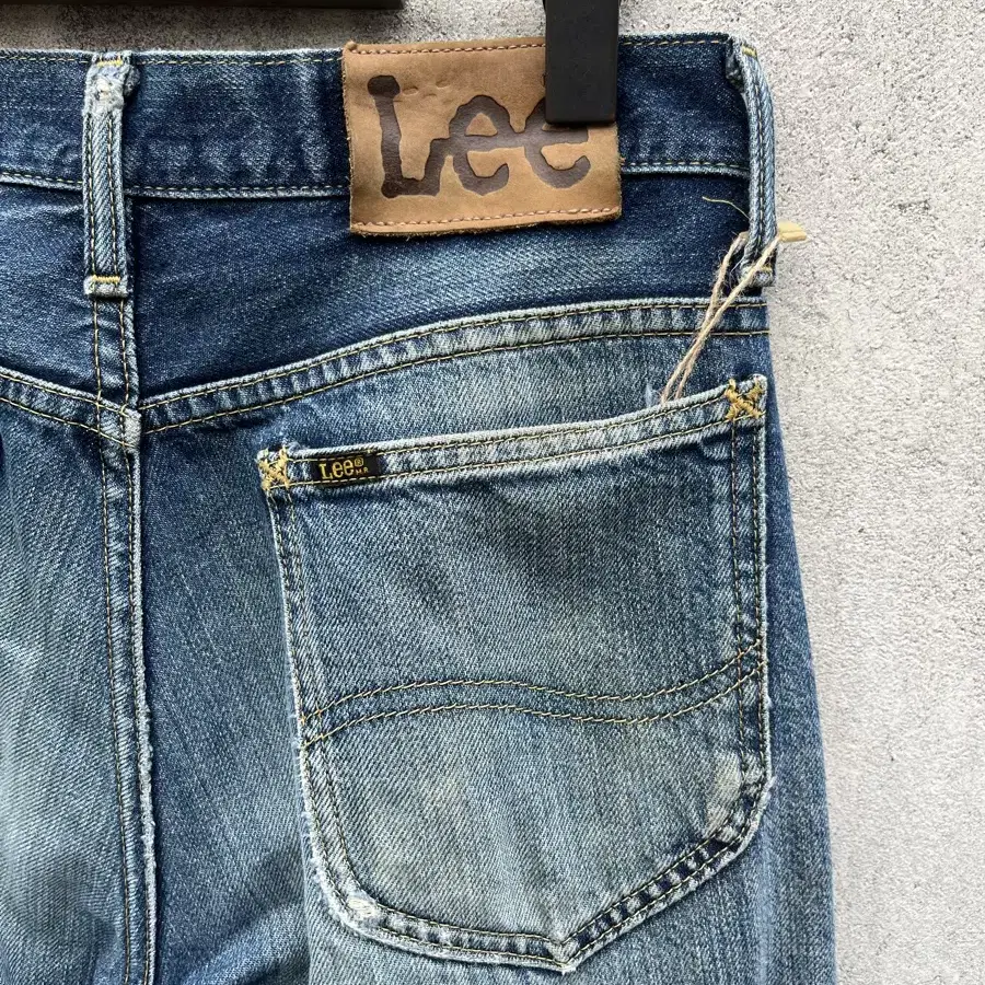 (29)Vintage Lee