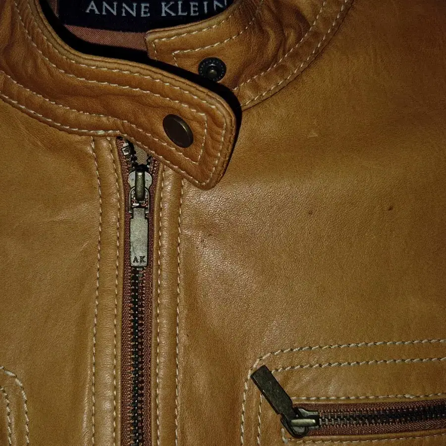 ANNE KLEIN caramel leather zip-up