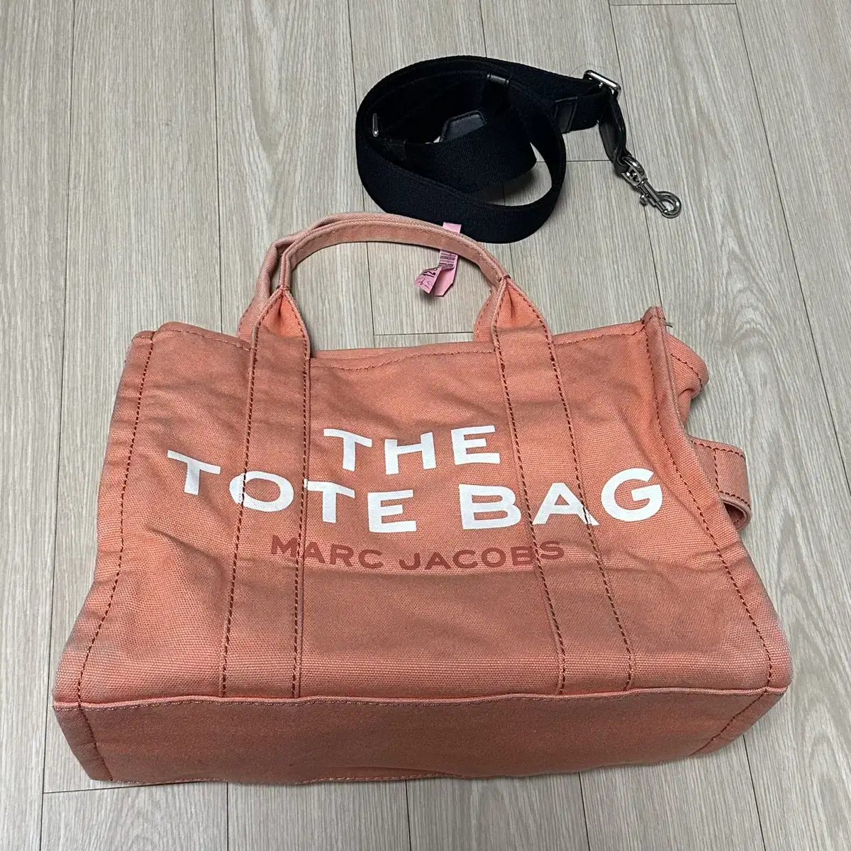 마크제이콥스 가방 더토트백 Marc Jacobs the tote bag