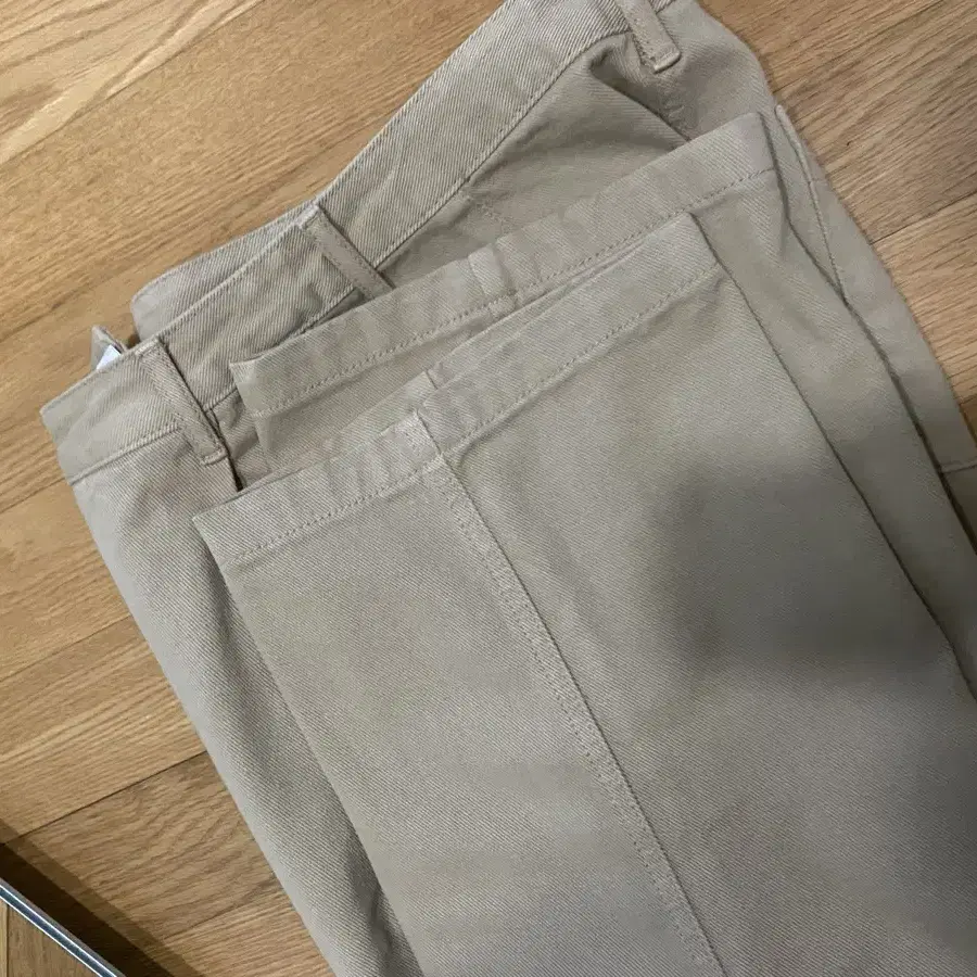 르 917 원턱데님 ESSENTIAL ONE TUCK DENIM