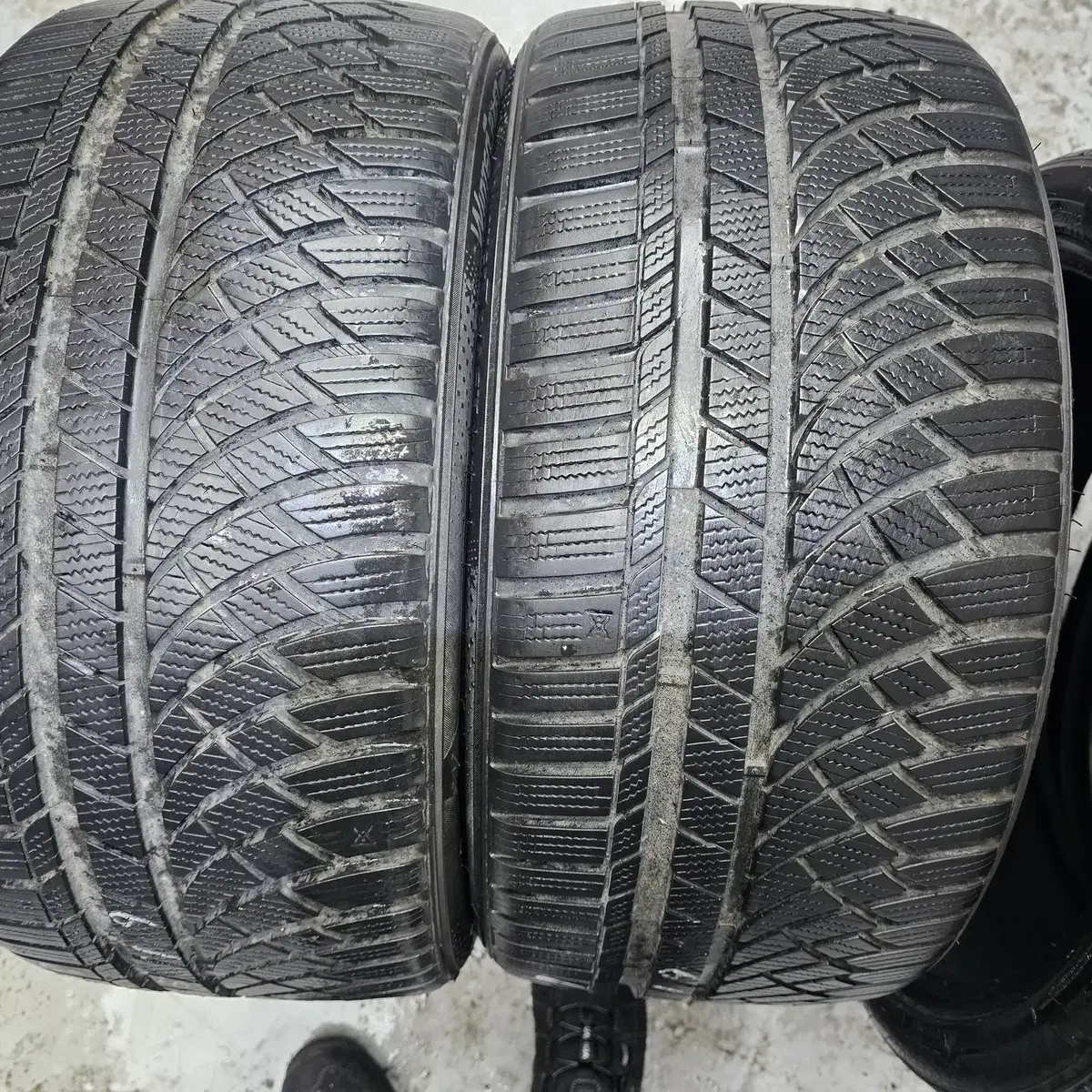 225/40R19, 255/35R19 윈터(스노우) 타이어 판매