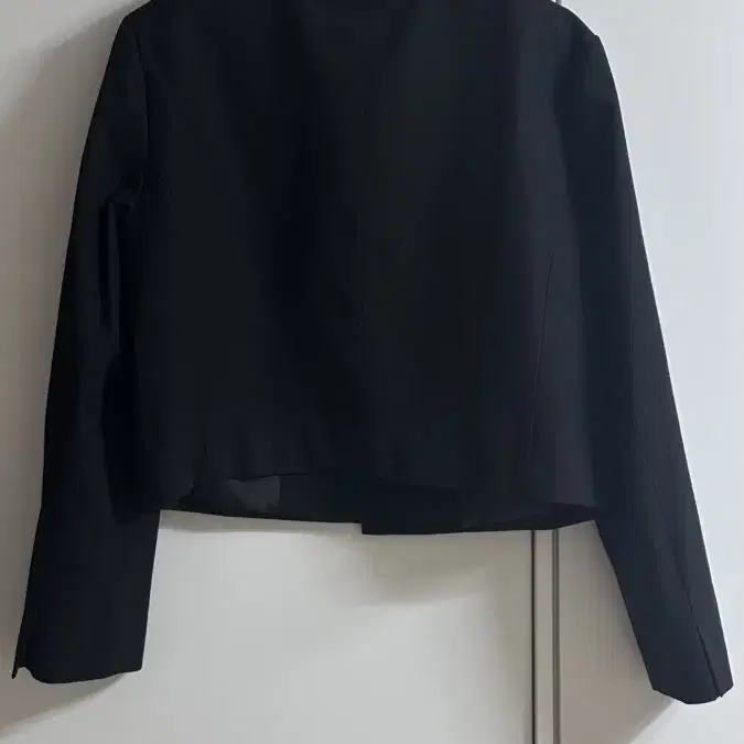 메종마레 snapped crop jacket (black) (제니 착용)