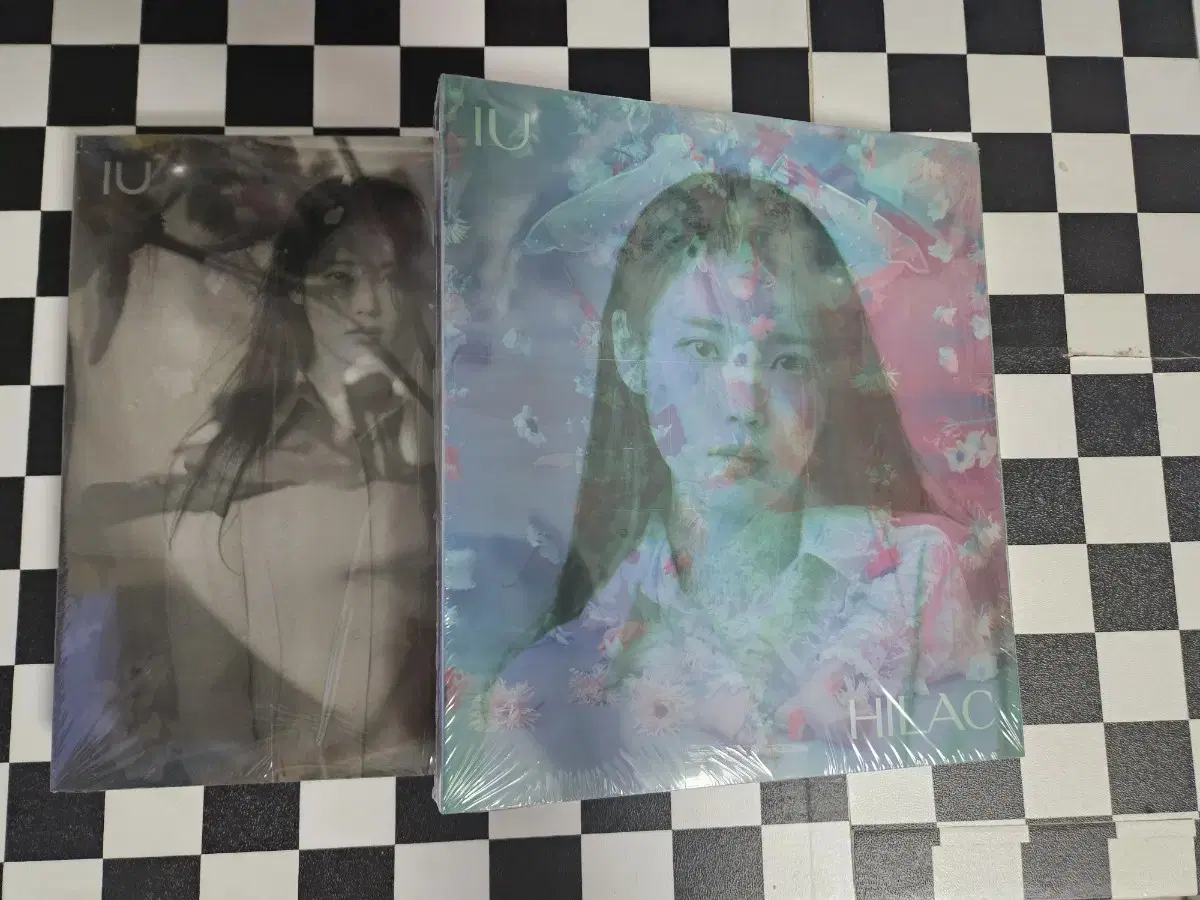 IU Lilac Unsealed Album