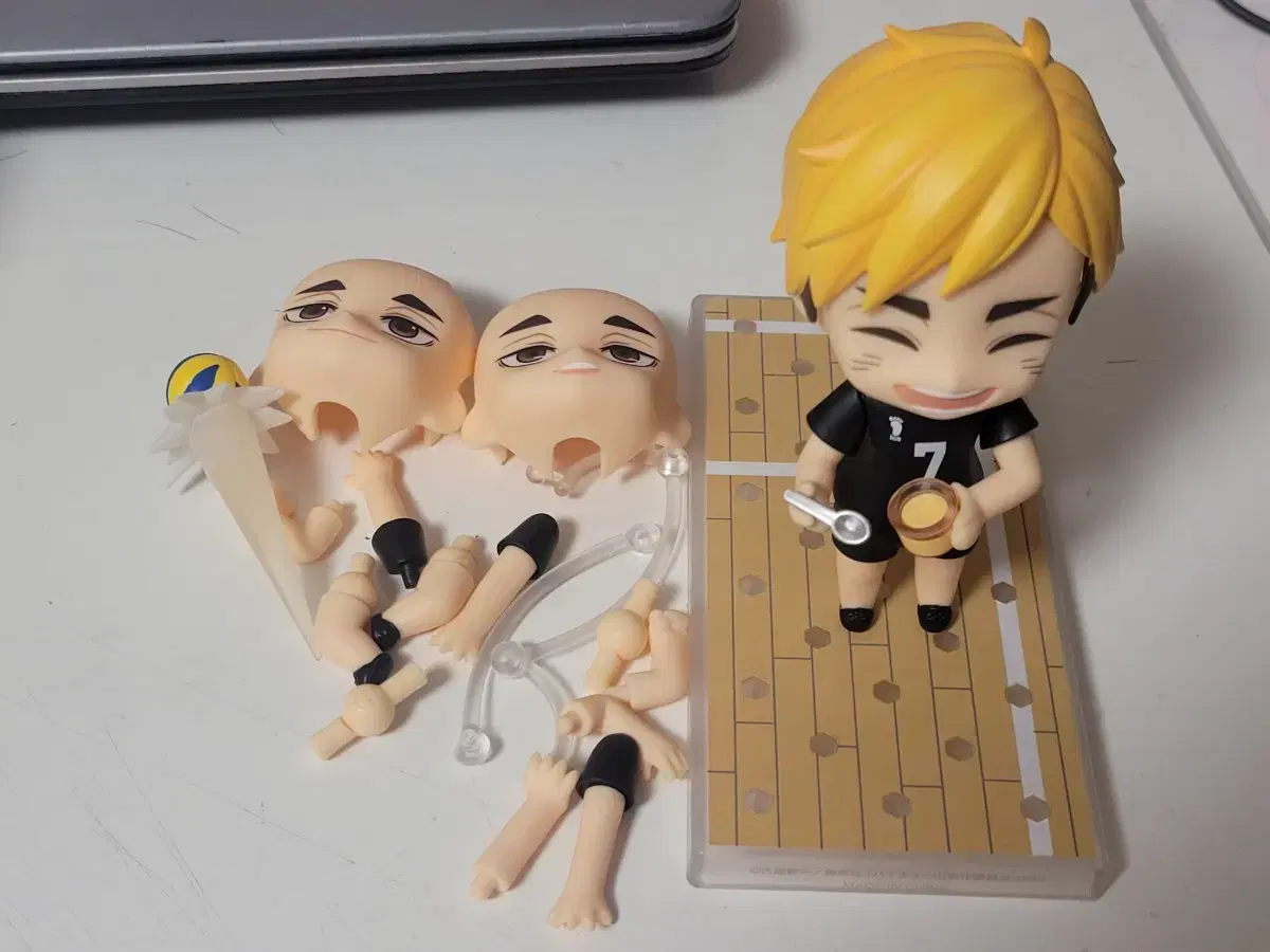 Haikyuu Miya Atsumu Nendoroid