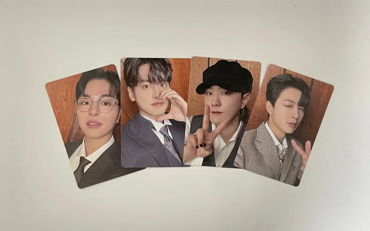 Ikon koo junhoe jung chanwoo kim donghyuk song yunhyeong The Classic Fan Kit Photocard