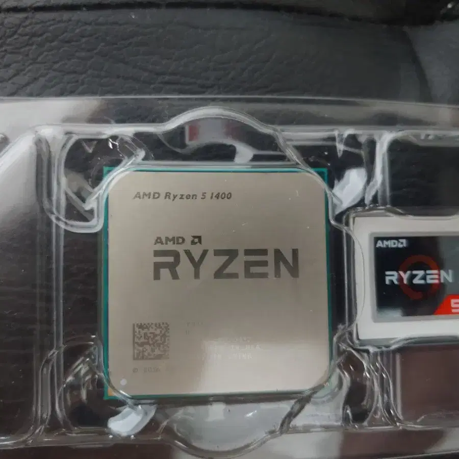 amd 라이젠5 1400 cpu 쿨러없음. 써멀포함