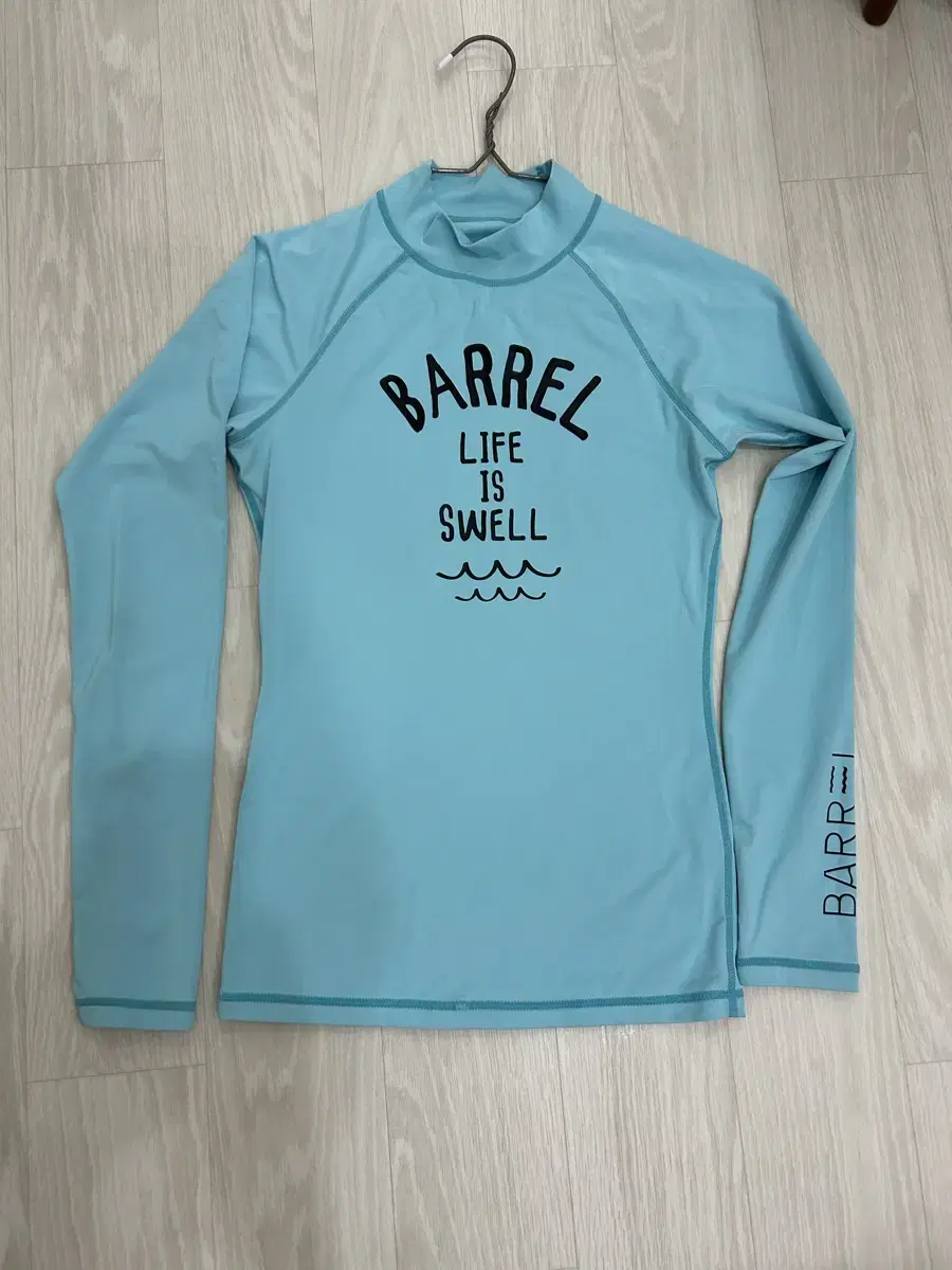 Barrel Rashguard