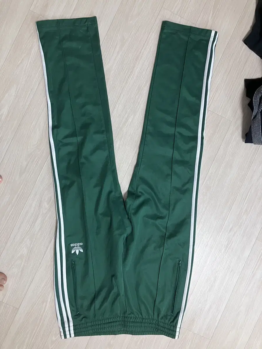 Adidas pants green