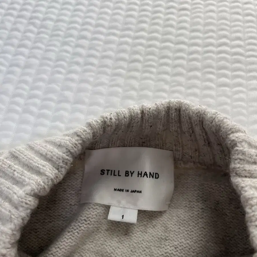 still by hand HIGH NECK SWEATER 1사이즈