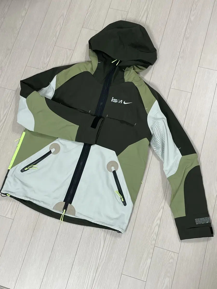 [S siz] Nike ISPA Collection Jacket