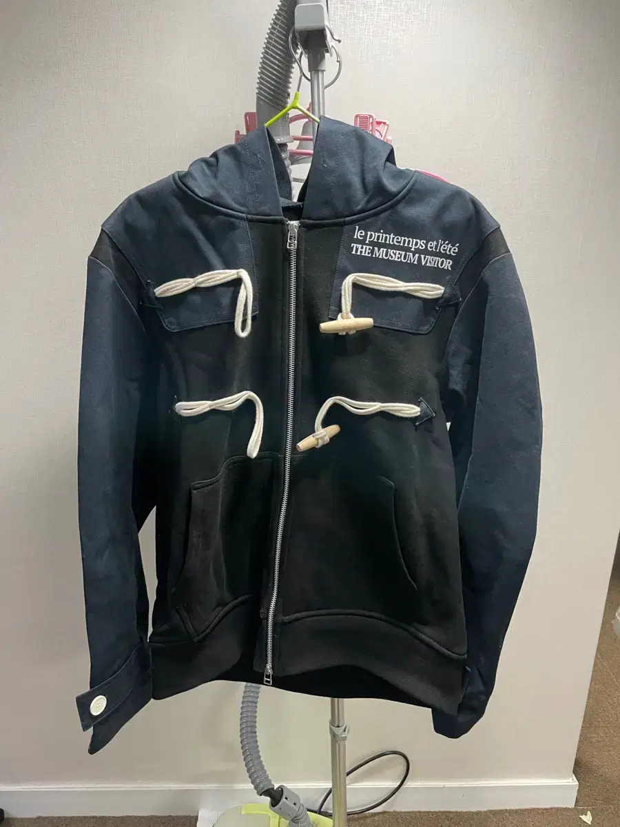 TheMuseum Visitor Hooded Jacket