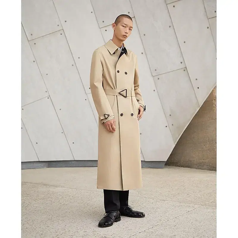 Bottega Veneta Beige Long Trench 56