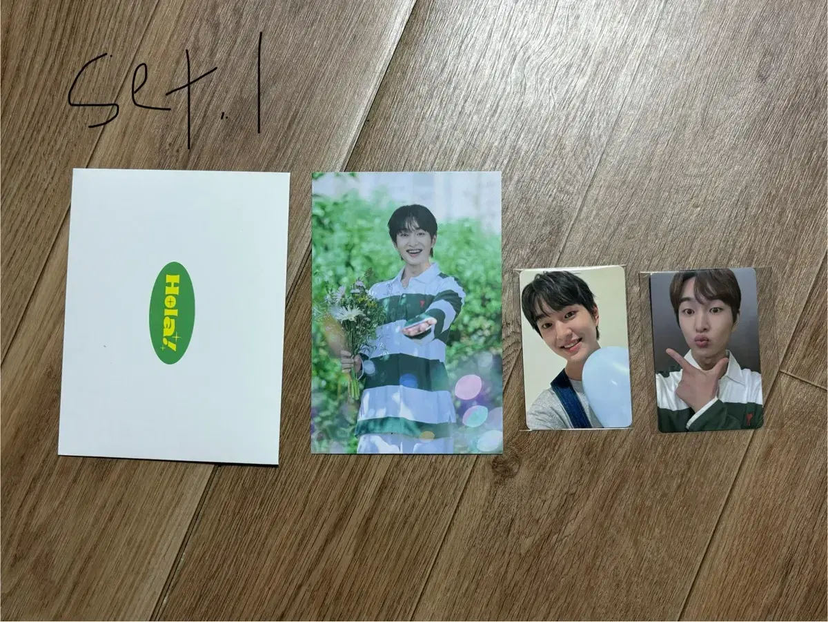 onew fan con photocard