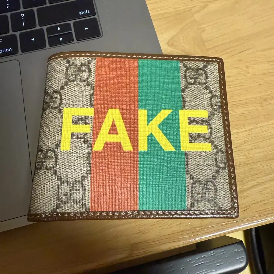 gucci 구찌 not fake 지갑