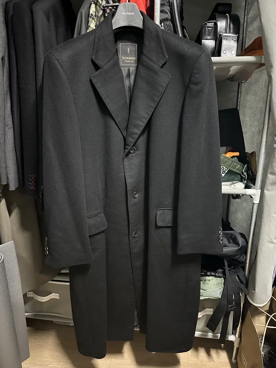 Yves Saint Laurent Three-button Cashmere Coat in Black