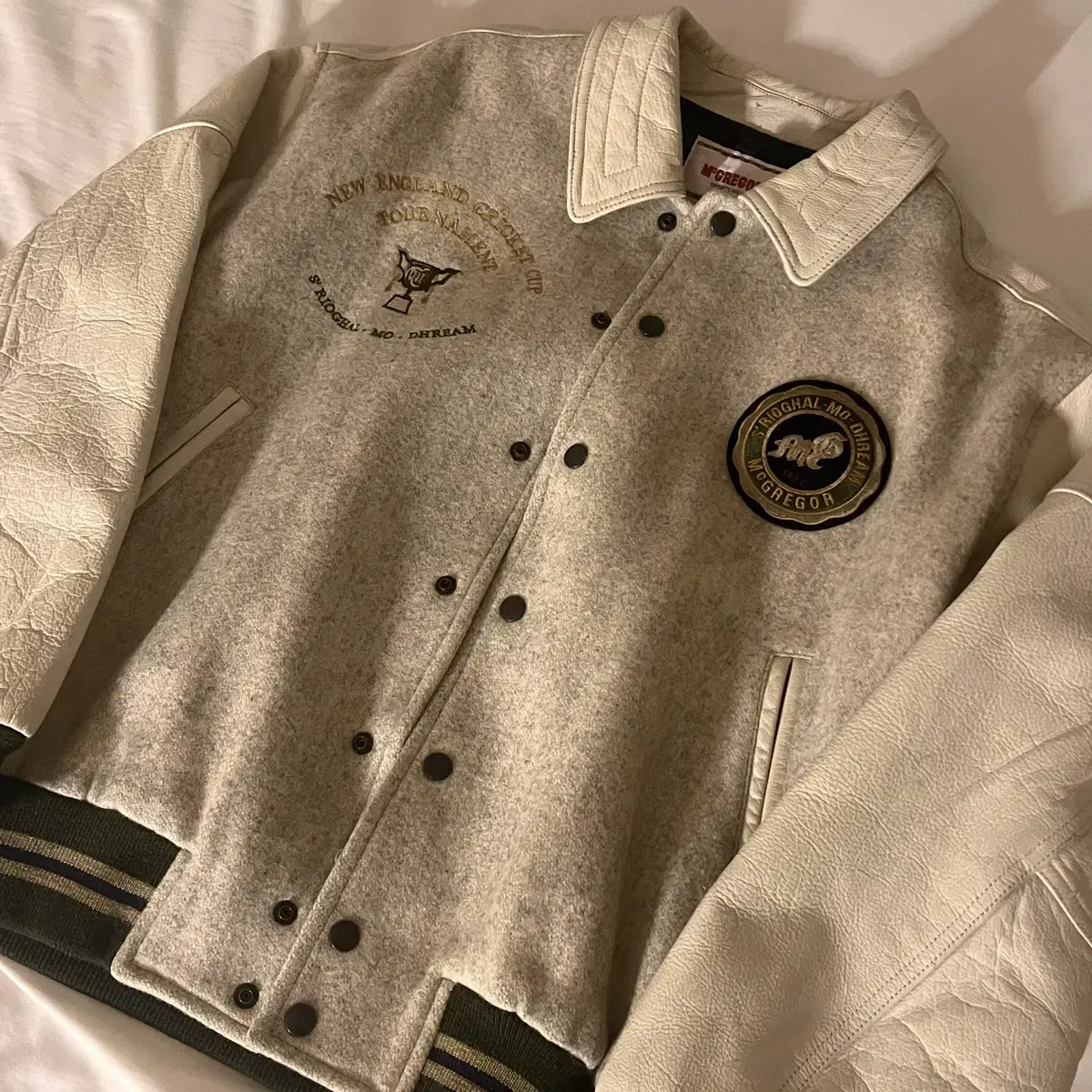 (30,000 won for one day only) McGregor Varsity Vintage Only for sale