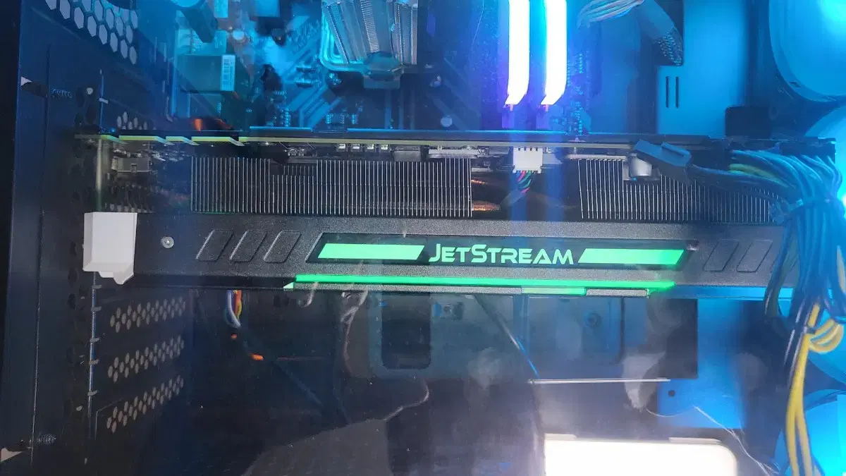 이엠텍 Xenon JetStream GTX 1070Ti 그래픽카드