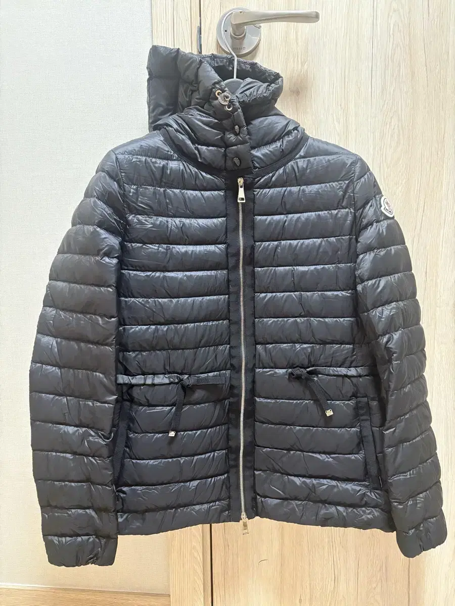 몽클레어 라이에(moncler raie)